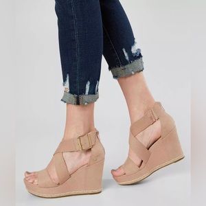 UGG Ankle Wrap Heeled Sandal